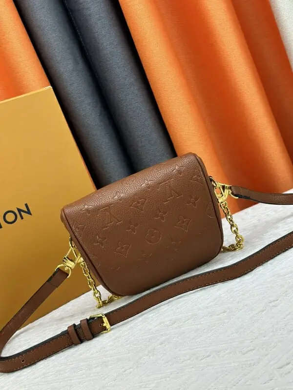 louis vuitton aaa qualite mini sac a main pour femme s_124bab33